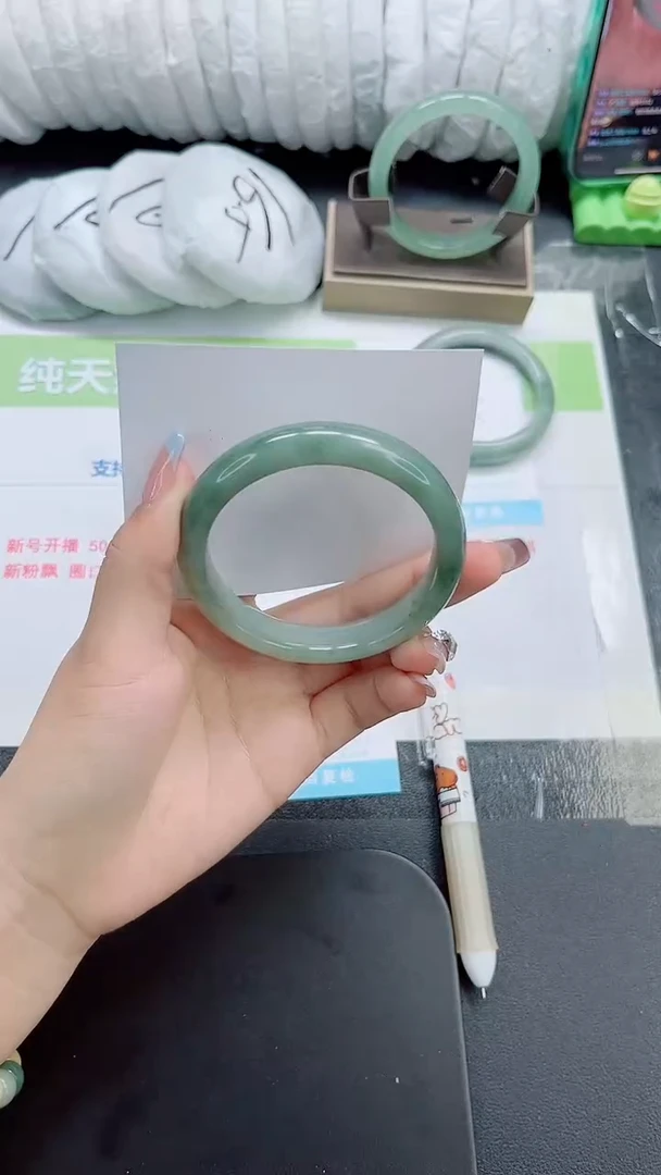 未镶嵌手镯石英质玉b121-60.4