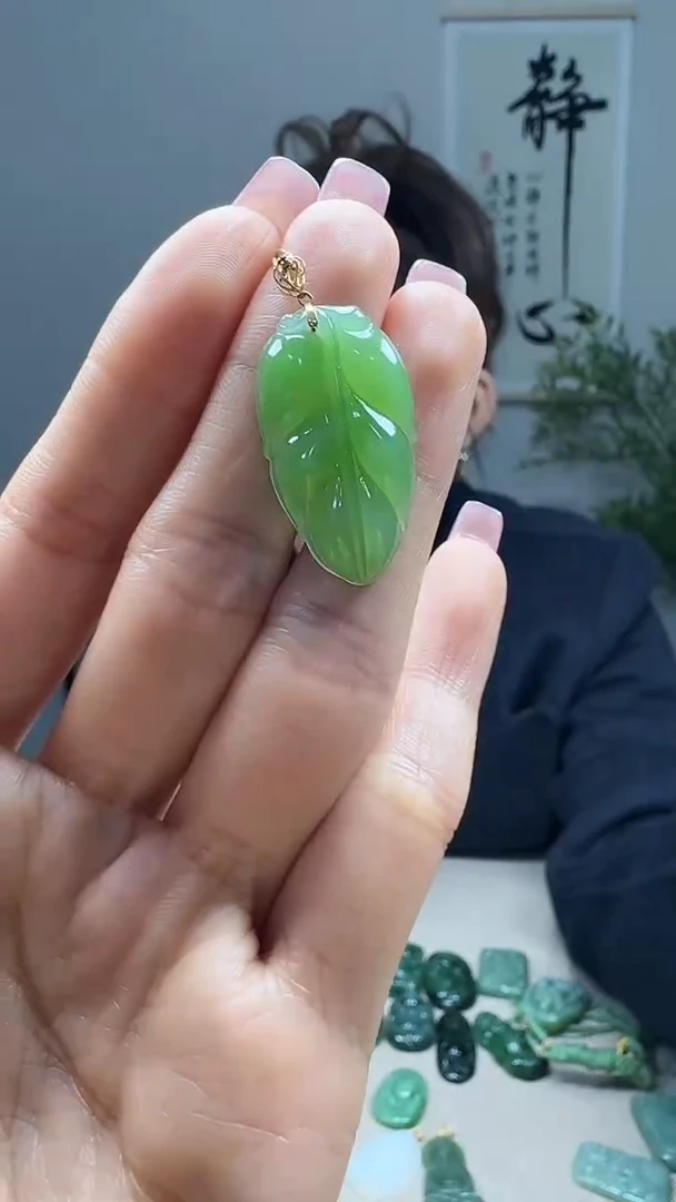 吊坠(不含链)18K金镶嵌和田玉1