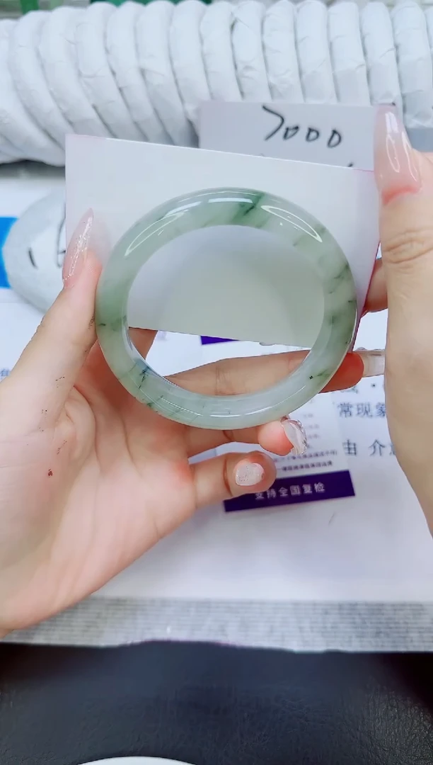 未镶嵌手镯石英质玉48/58