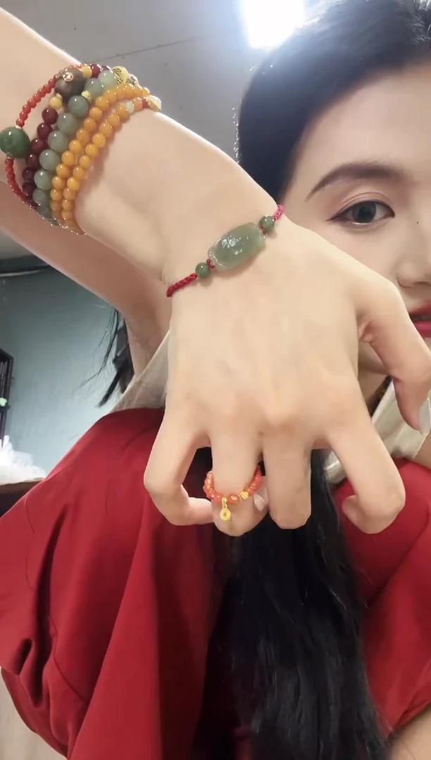 手链未镶嵌和田玉和田玉荷花手牌