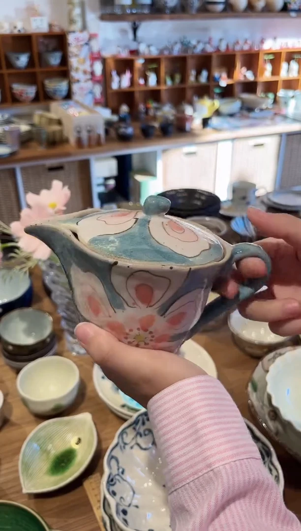 瓷片孤品 春意似锦茶壶