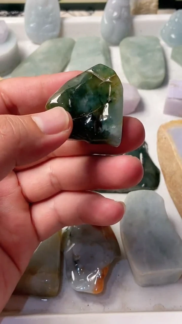 配石翡翠翡翠边角料未加工5