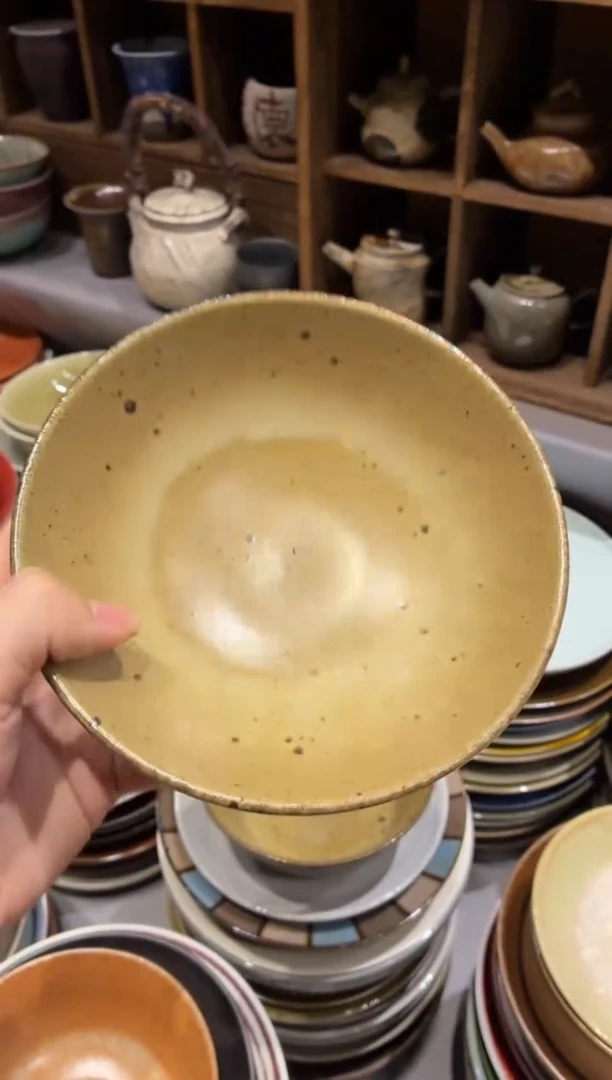 瓷片暁****1782黄色圆口碗1个
