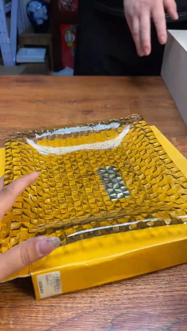 琉璃手工艺品瓷片满20米包邮一单一付