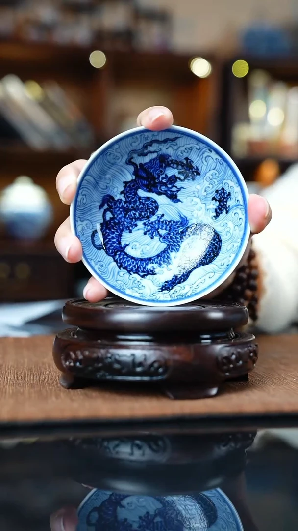 青花祥云内绘普洱杯