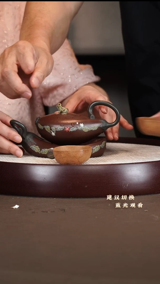 茶壶紫砂邵沛华 蛙趣 老紫泥 140cc