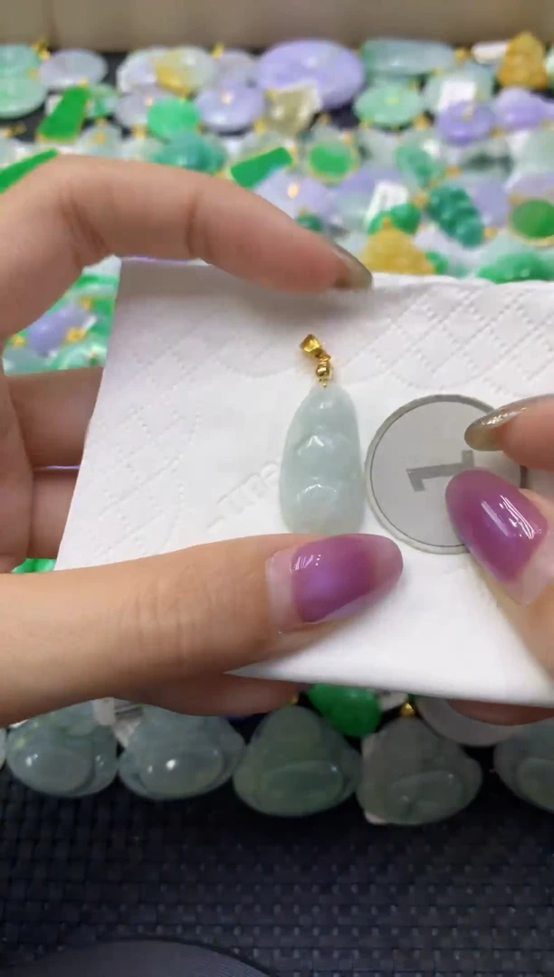 颈饰未镶嵌翡翠天然缅甸翡翠A货