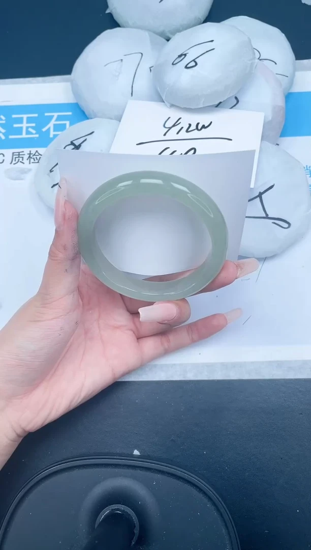【闪购商品】石英质玉手镯未镶嵌541-56