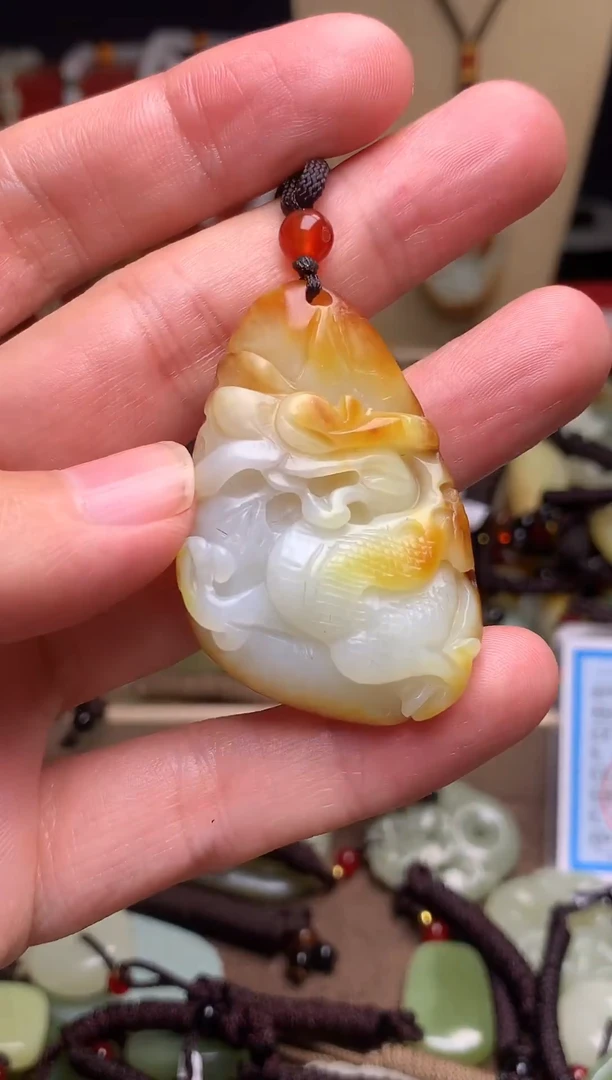 颈饰未镶嵌和田玉新疆料青海料清水和田玉吊坠