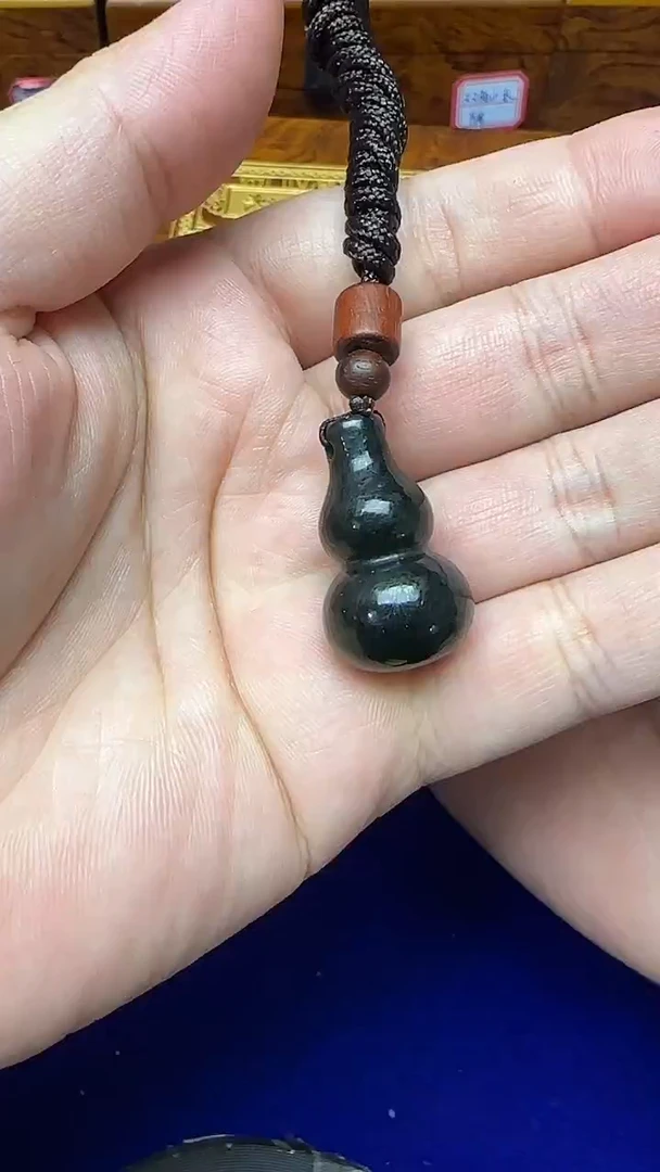 未镶嵌和田玉挂件利**秋1