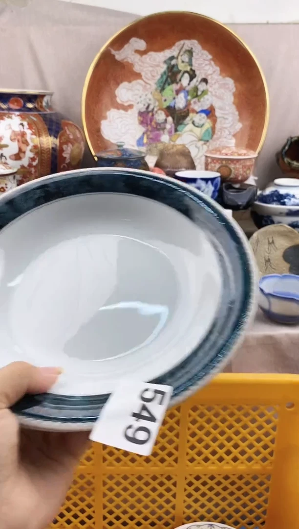 瓷片J**e漂亮滴瓷器，默认微瑕。