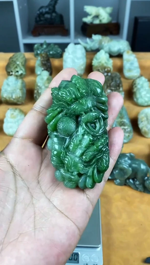 未镶嵌和田玉挂件1