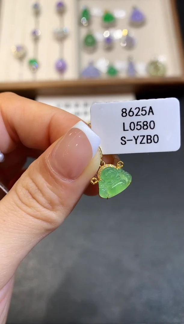 翡翠18K金镶嵌吊坠(不含链)L0580多样性发其一