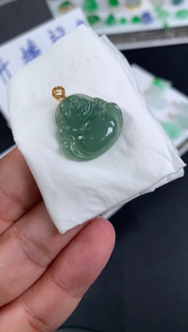 颈饰18K金镶嵌翡翠?***?翡翠