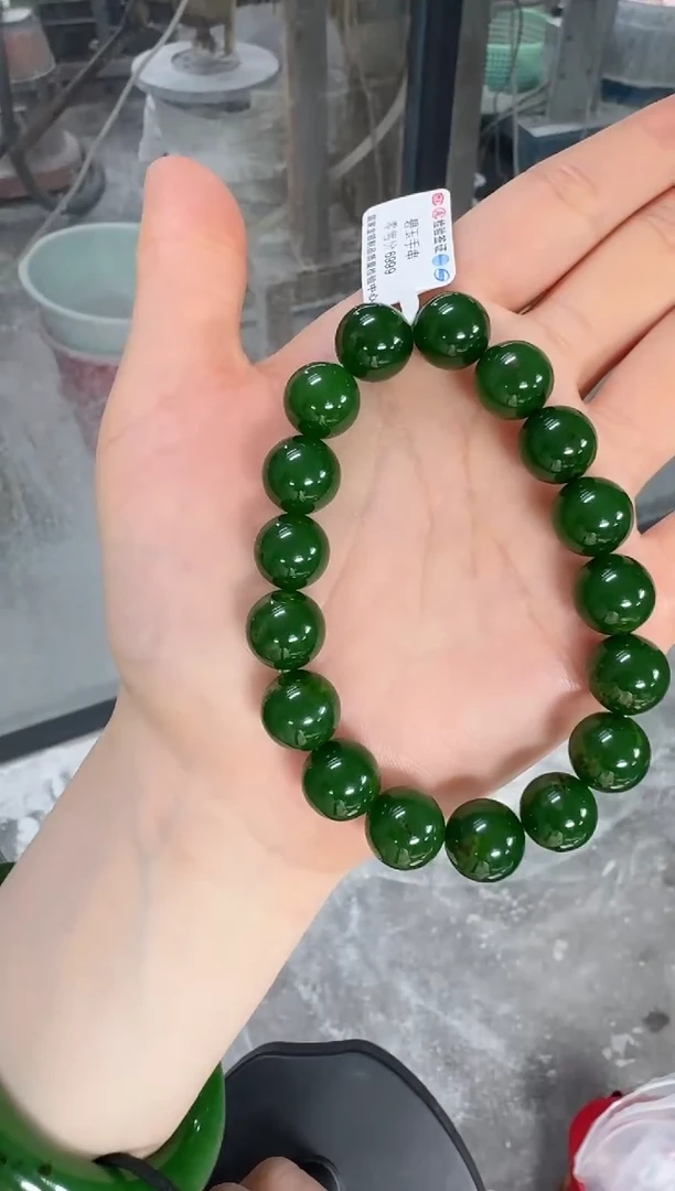未镶嵌手串和田玉（碧玉）12mm-点状红皮-手串