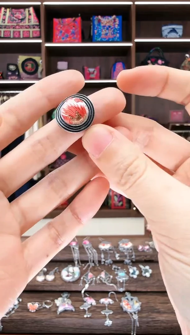 【闪购商品】织绣62蚩梦苗族古绣