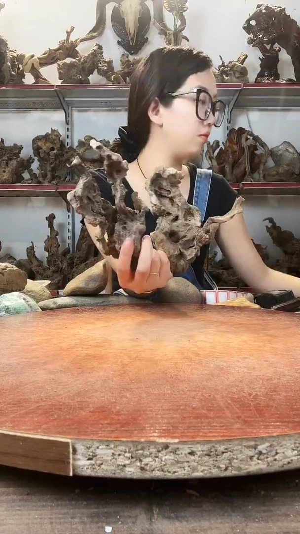 木遥**绘黄荆随型风化镂空底座摆件无漆无蜡