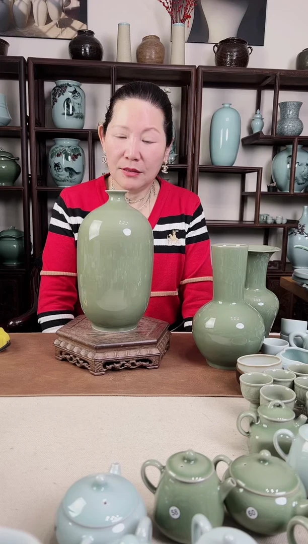 【闪购商品】杯纯手工 仿古釉 梅瓶