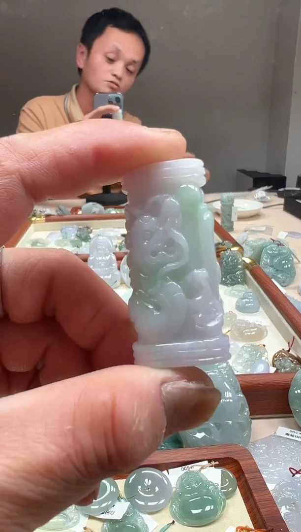 吊坠(不含链)未镶嵌翡翠龙柱
