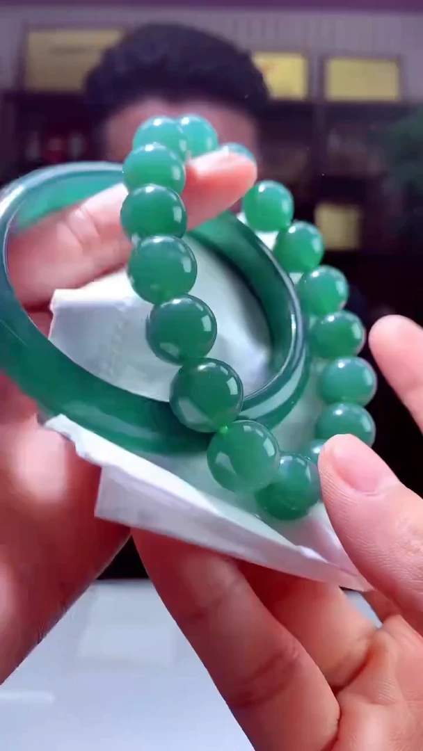 翡翠未镶嵌颈饰天然翡翠（拍一发一）