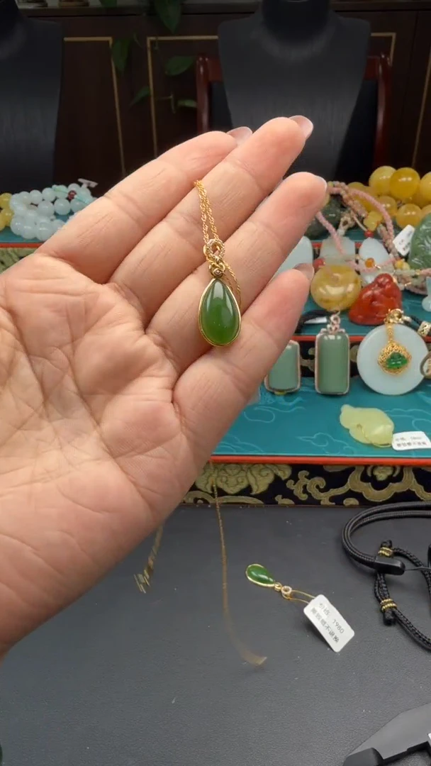 和田玉银S925镶嵌颈饰吊坠a037