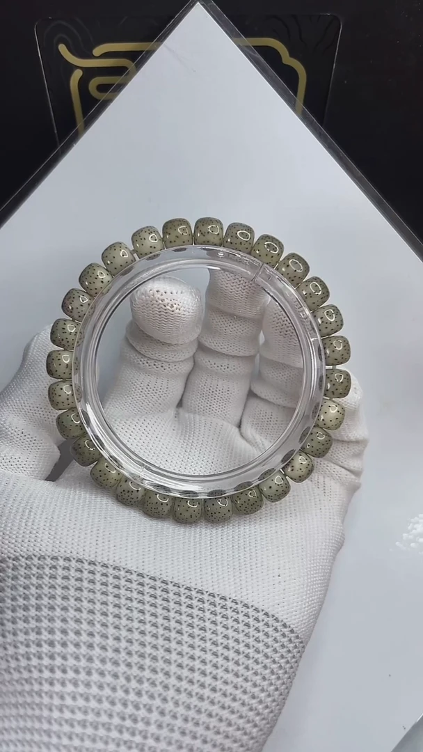 手串星月菩提小驼包8x7.c596
