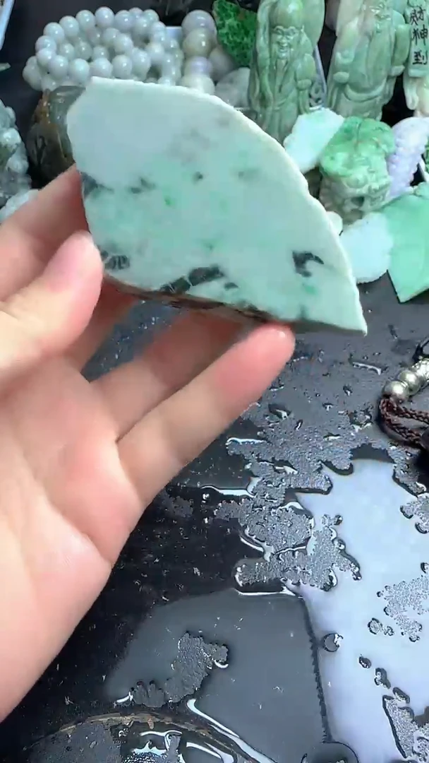 颈饰未镶嵌翡翠035