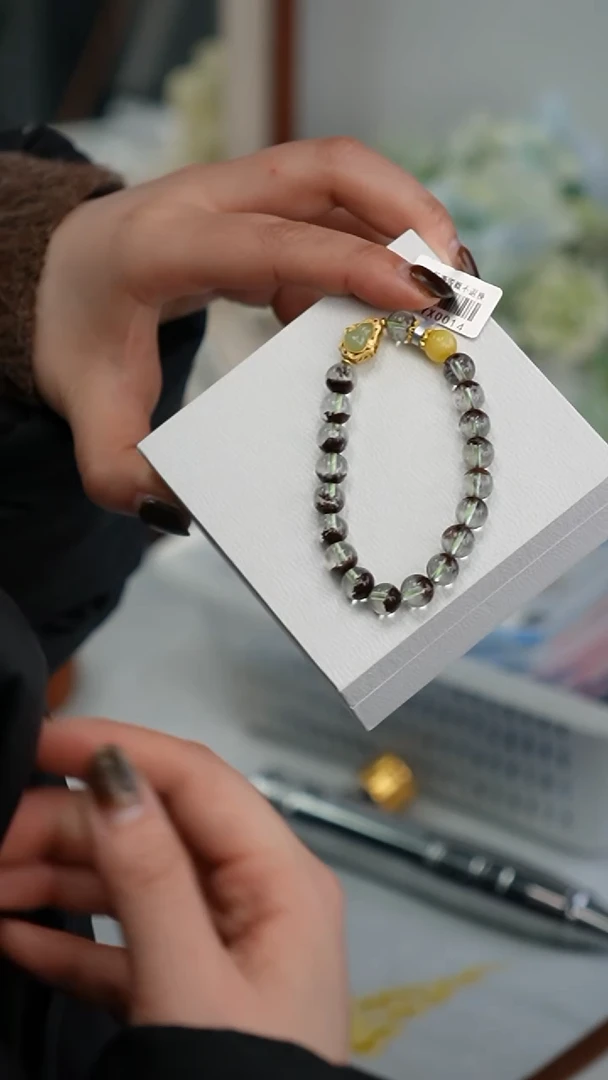 【闪购商品】水晶手串未镶嵌红幽灵手串