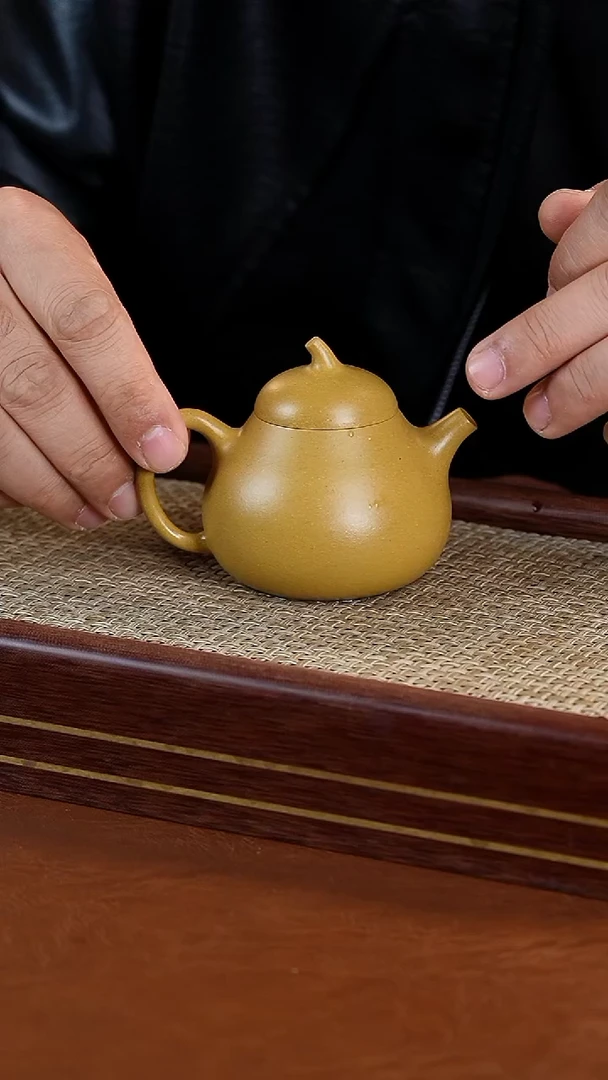 茶壶紫砂黄金段泥茄瓜壶140cc