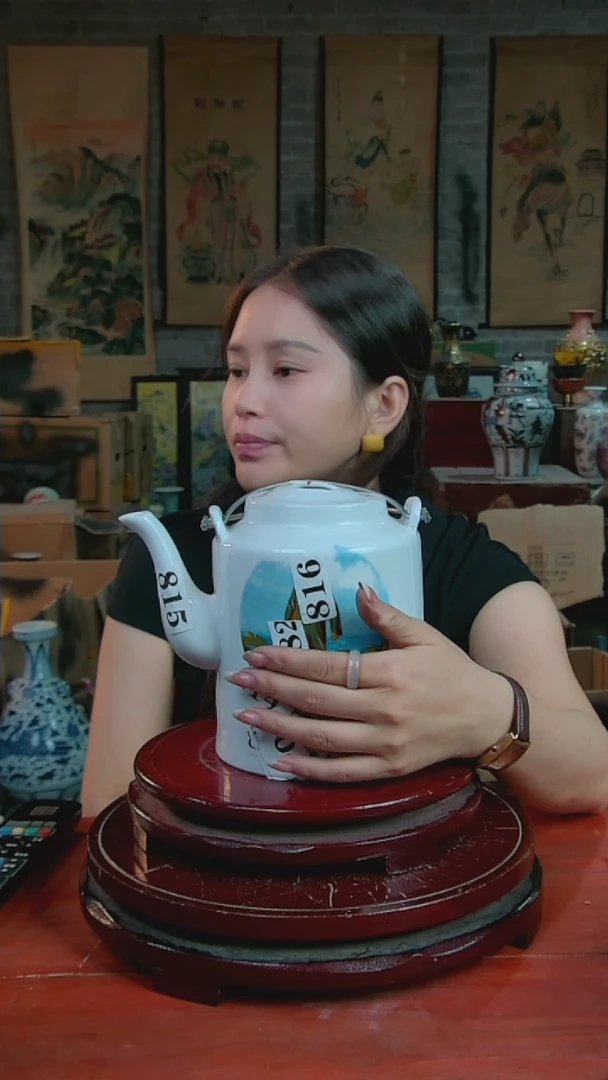摆件景德镇陶瓷摆件去安源铁壶