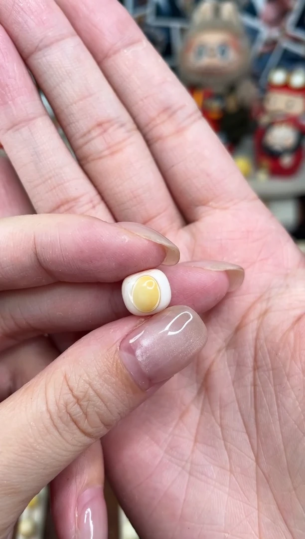 裸石琥珀未镶嵌?蜜蜡