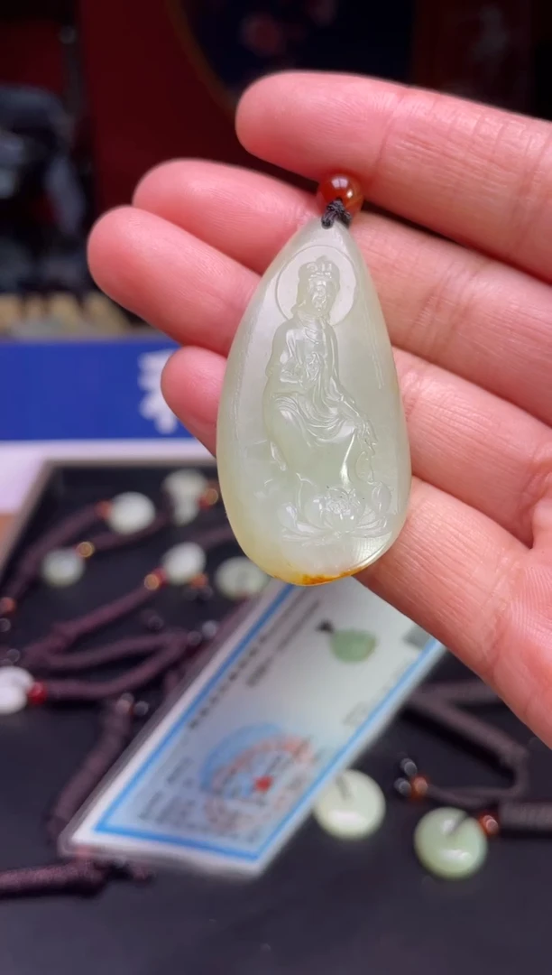 颈饰未镶嵌和田玉1