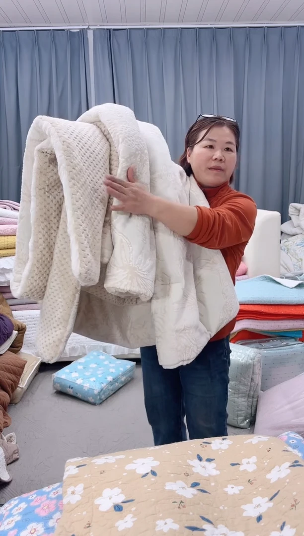 棉2.2*2.4迪拜雕绒