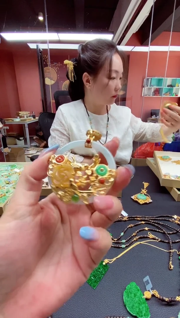 颈饰未镶嵌翡翠翡翠吊坠