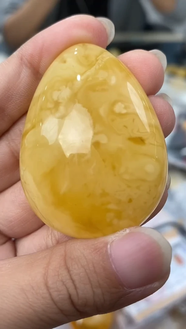 【闪购商品】琥珀裸石未镶嵌天然琥珀蜜蜡水滴