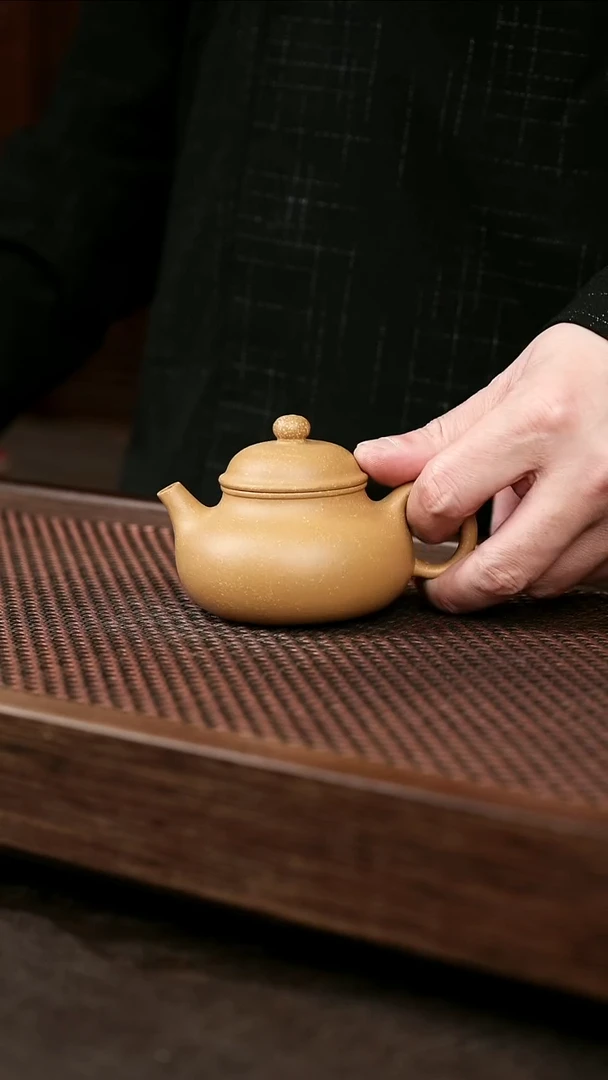 茶壶紫砂水沟本绿容天+矿标证书
