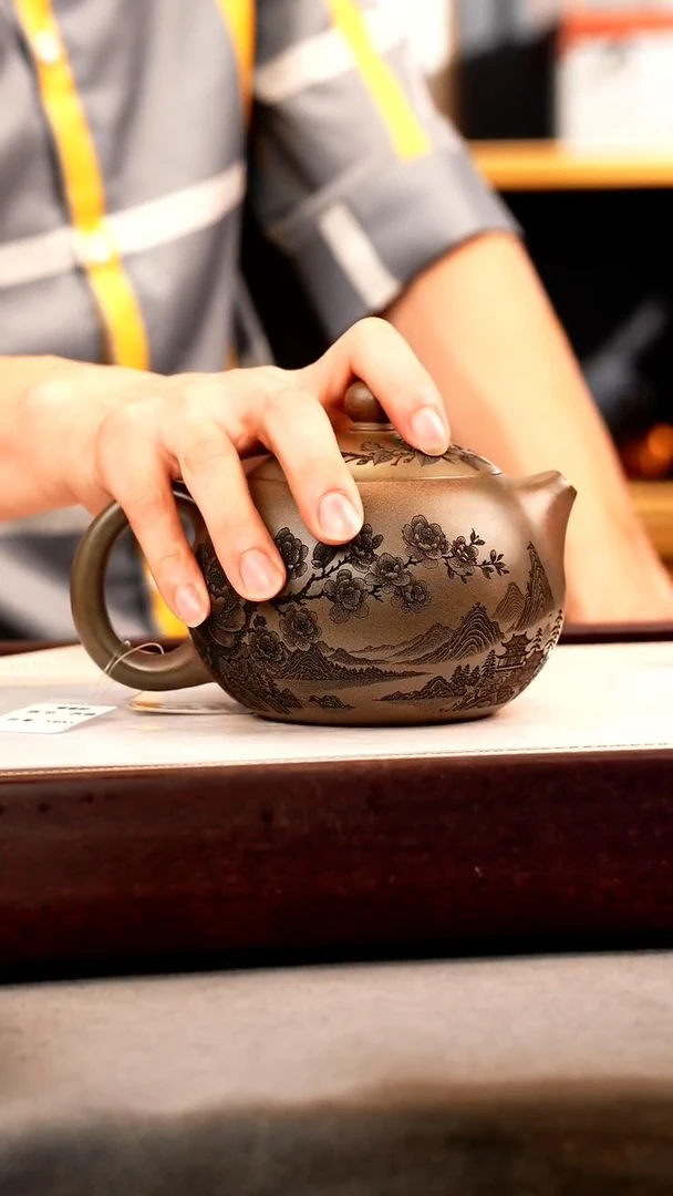 茶壶紫砂云雾沉香泥 西施 牡丹