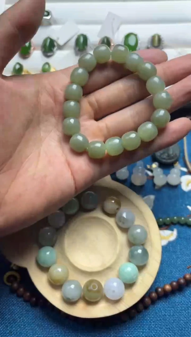 和田玉未镶嵌吊坠(不含链)手串