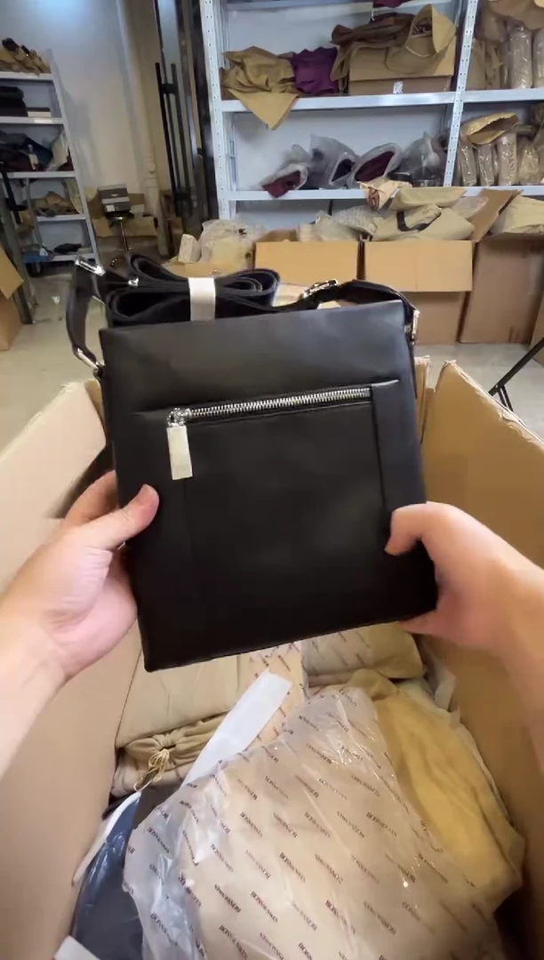 头层牛皮韩爵绅士包包皮具643