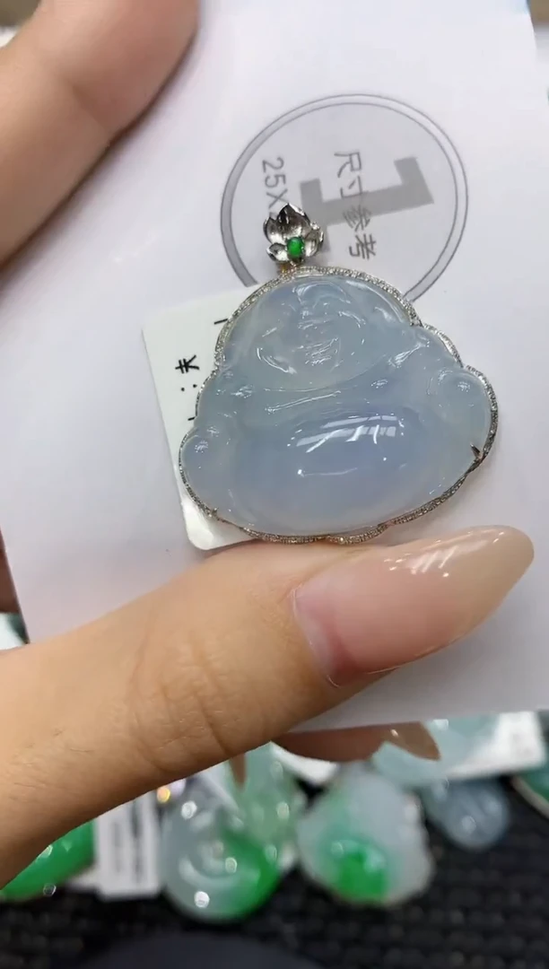 颈饰18K金镶嵌翡翠111111111111