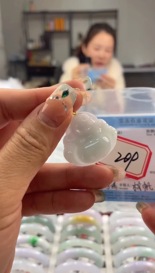 颈饰未镶嵌翡翠多样性发一