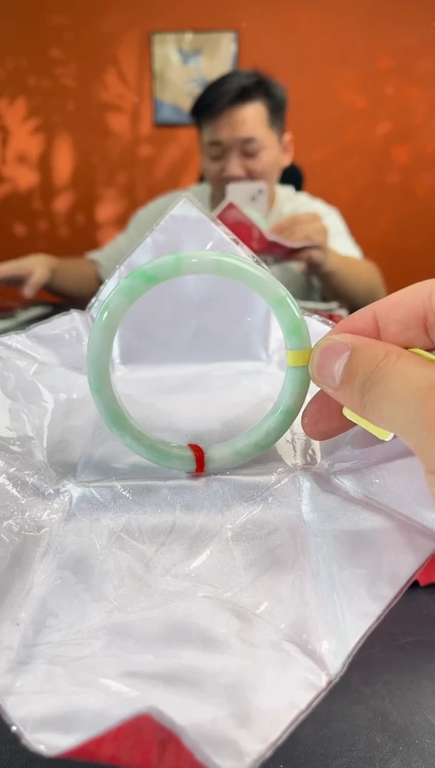 未镶嵌手镯翡翠 6  57