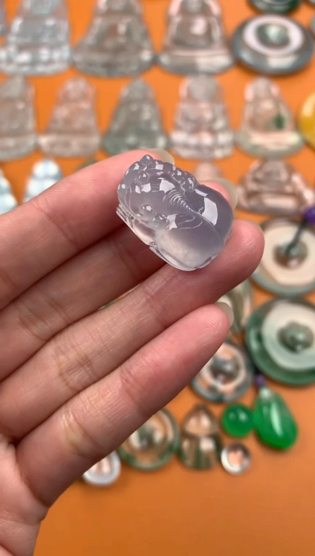 【闪购商品】翡翠颈饰未镶嵌22.4-16.5-9.4