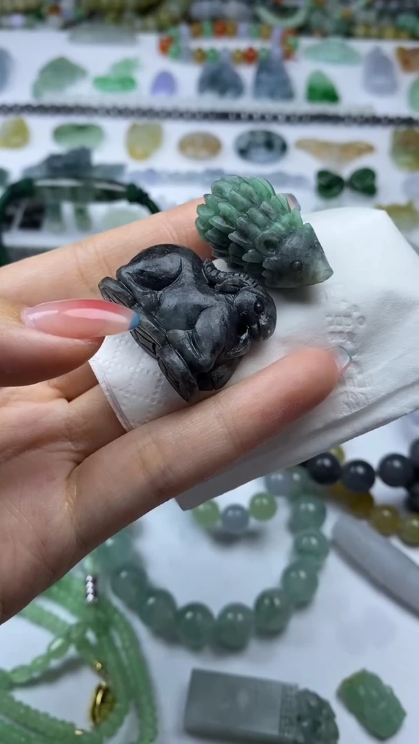 未镶嵌定制翡翠山*哥毛货定制不退不换