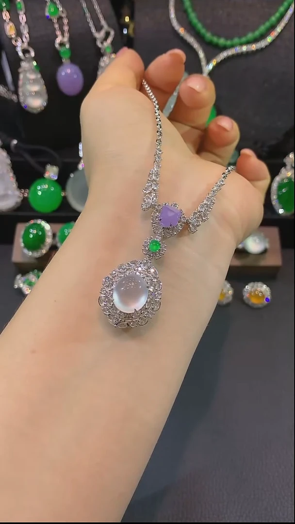 套链18K金镶嵌翡翠套链