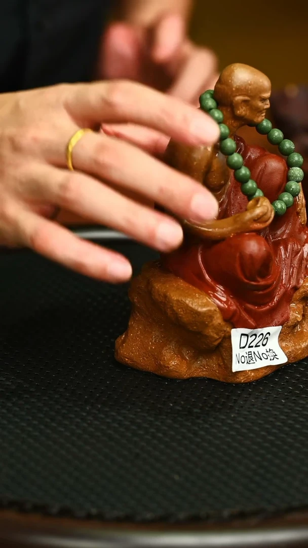 茶壶紫砂225举钵罗汉
