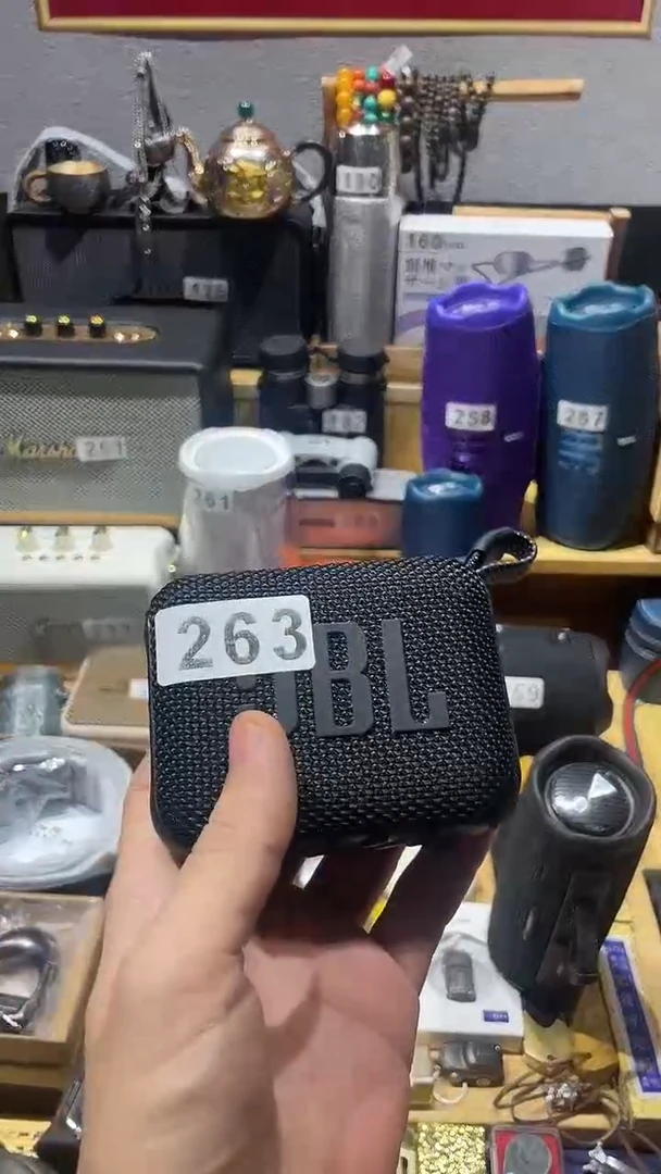 瓷片闪购商品 如图所示