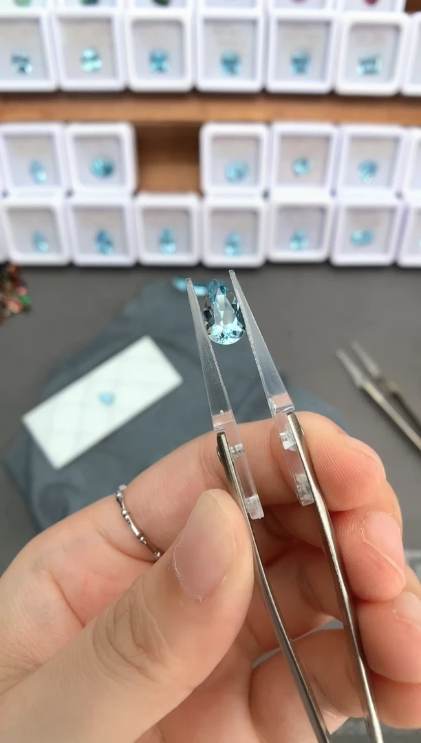 未镶嵌裸石定制海蓝宝石1.79ct 圣玛