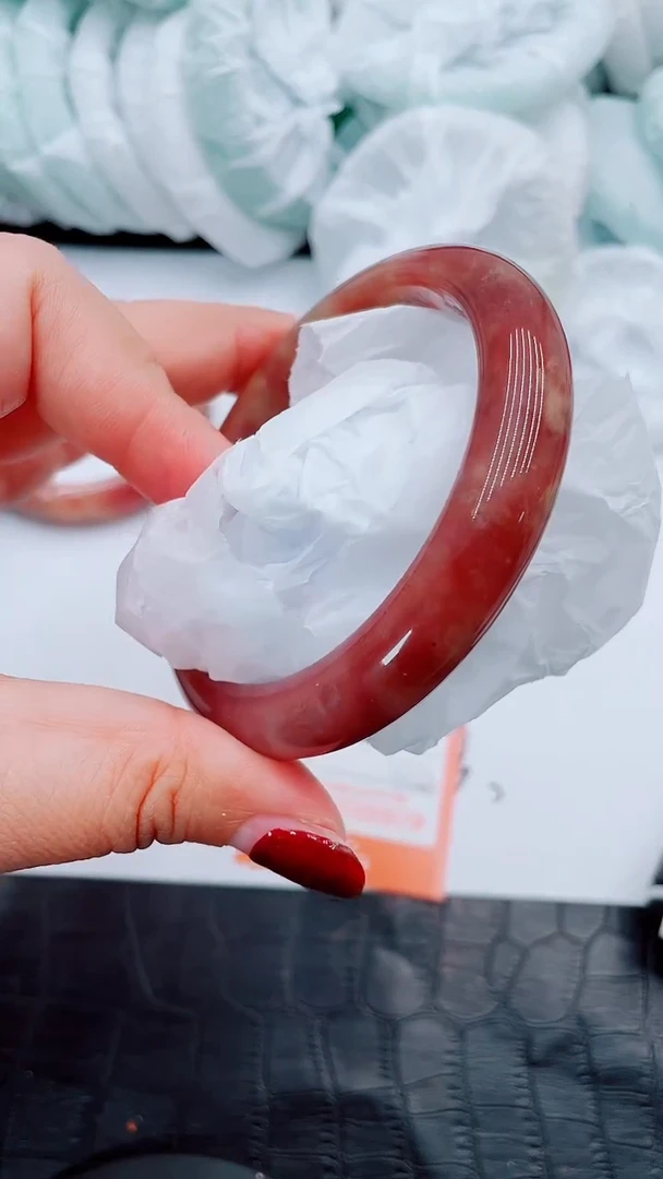 【闪购商品】石英质玉手镯未镶嵌S41-61-59