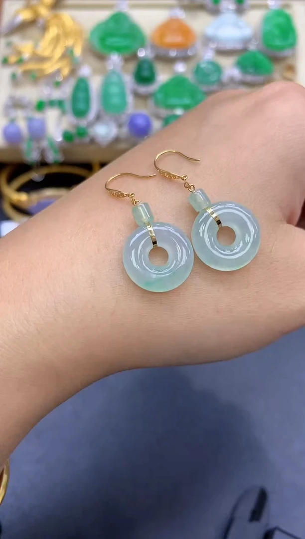 18K金镶嵌翡翠耳饰117-中国好珍宝